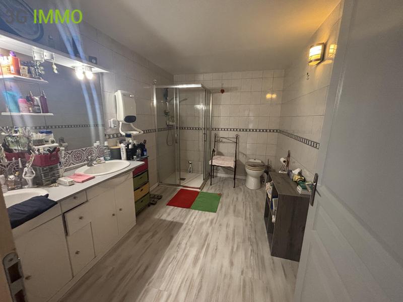 Maison de village - 196 m² - 7 pièces