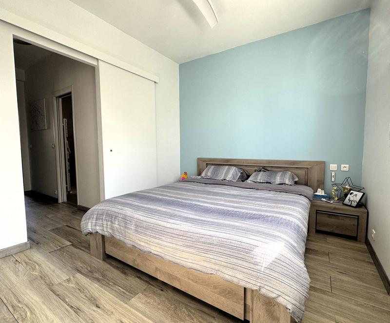 Maison - 204 m² - 6 pièces