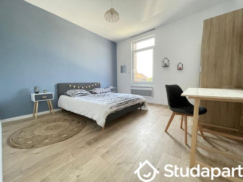 Chambre - 13 m² - 1 pièce