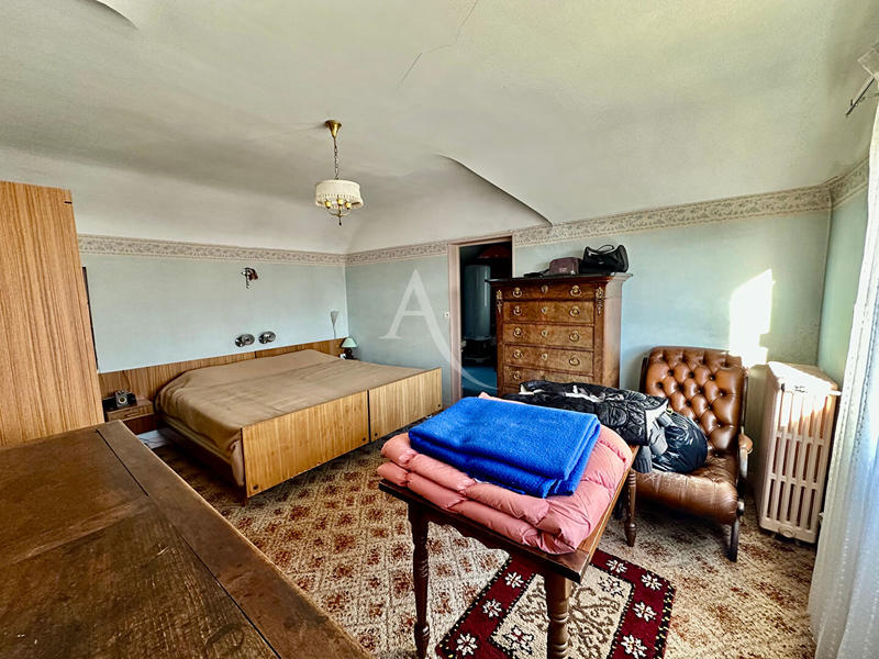 Maison - 115 m² - 6 pièces