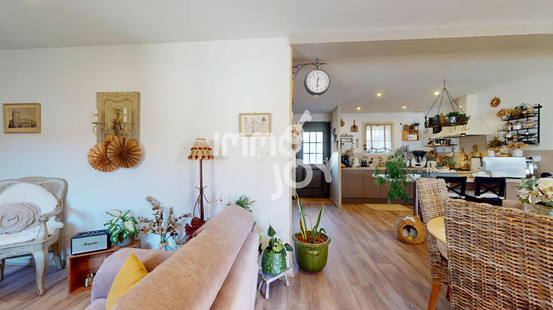 Maison - 85 m² - 4 pièces