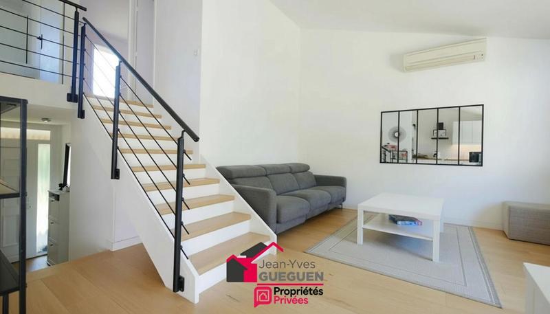 Maison - 93 m² - 4 pièces