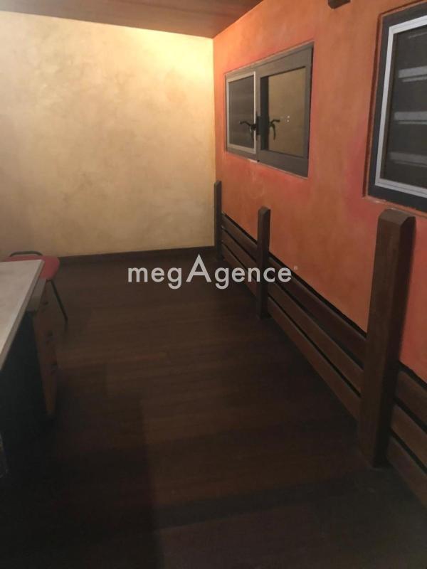 Appartement - 100 m² - 3 pièces