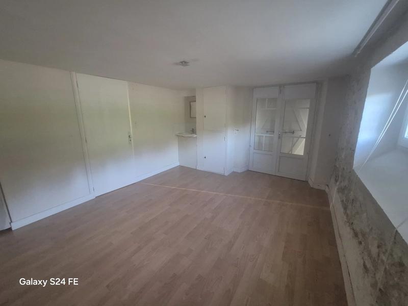 Maison - 220 m² - 8 pièces