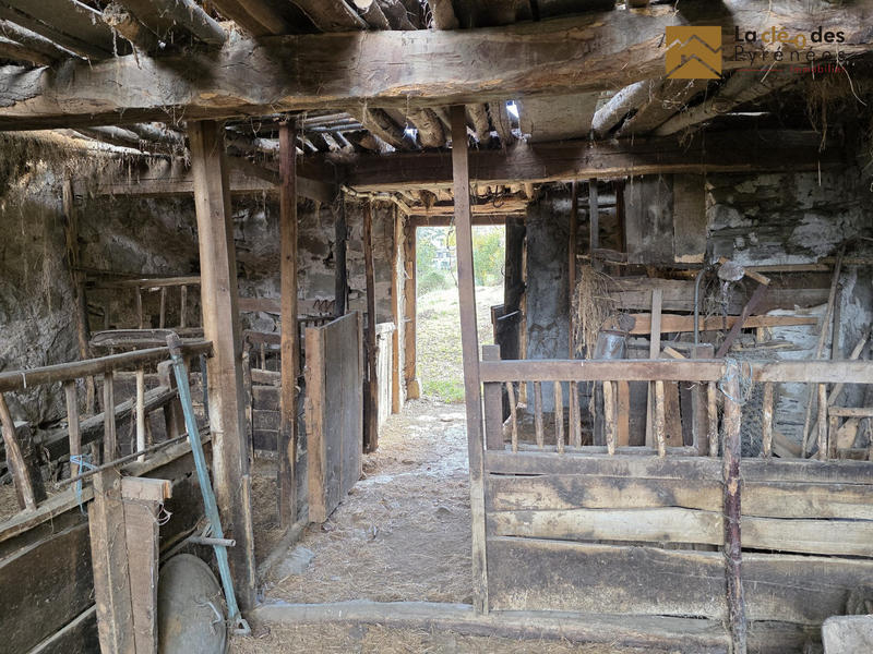 Maison ancienne - 85 m² - 1 pièce