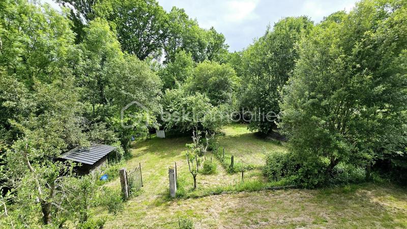 Maison - 180 m² - 8 pièces