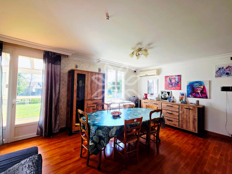 Maison - 143 m² - 5 pièces