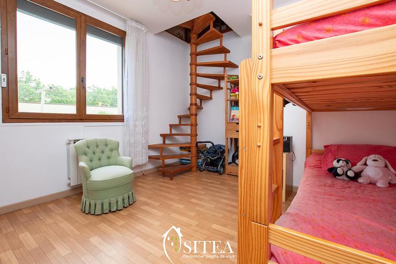 Maison - 160 m² - 7 pièces