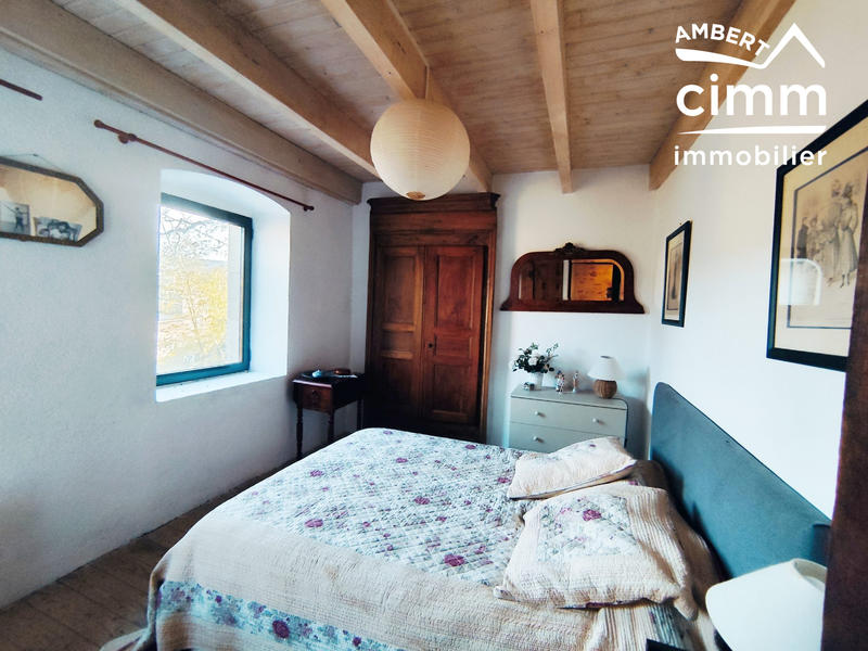 Maison - 265 m² - 21 pièces