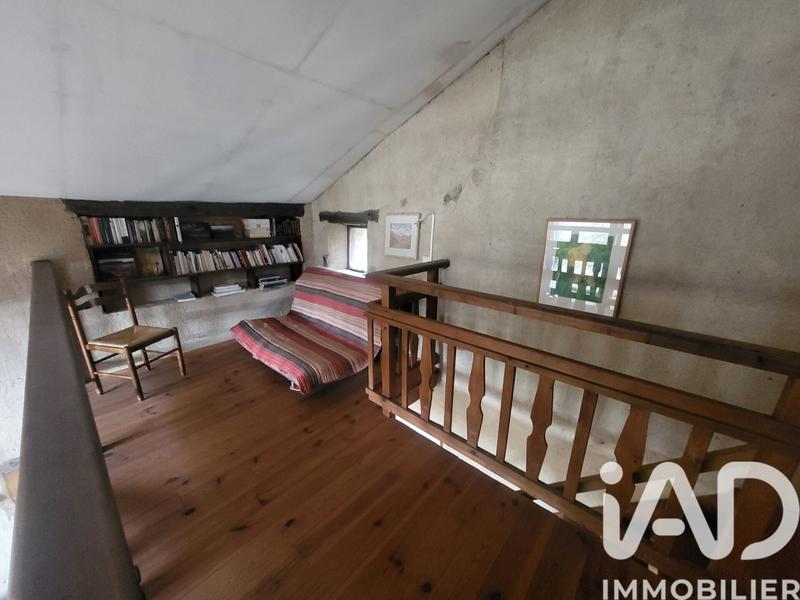 Maison - 227 m² - 7 pièces