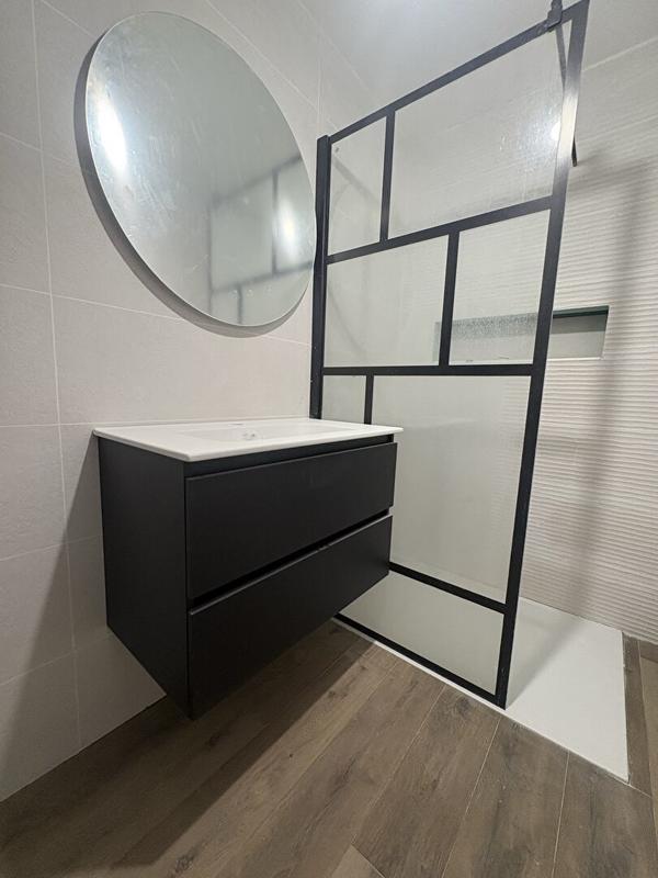 Maison - 200 m² - 7 pièces