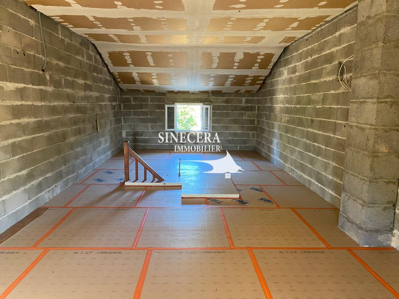 Maison - 98 m² - 5 pièces