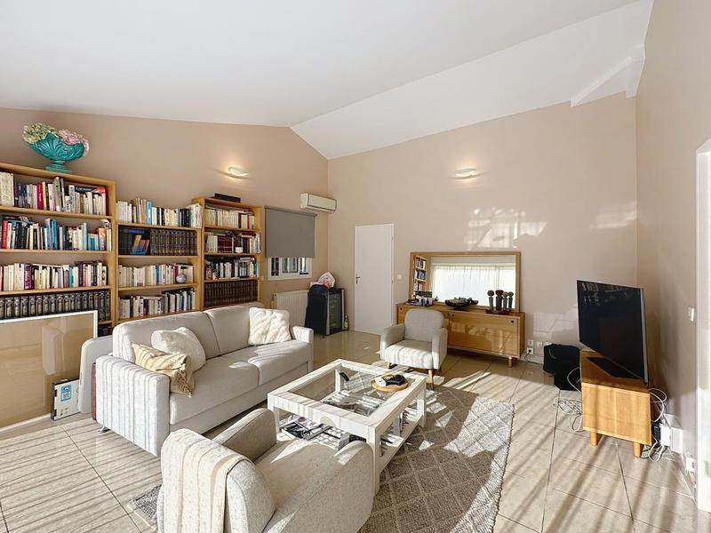 Maison - 153 m² - 5 pièces