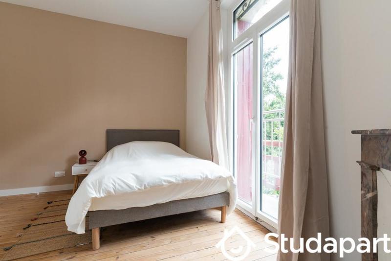 Chambre - 24 m² - 1 pièce