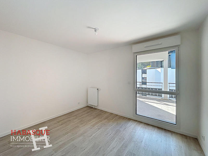 Appartement - 84 m² - 4 pièces