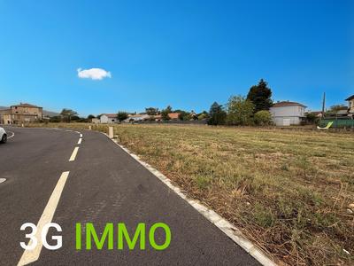 Terrain constructible - 555 m²