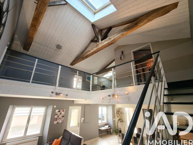 Maison - 211 m² - 8 pièces