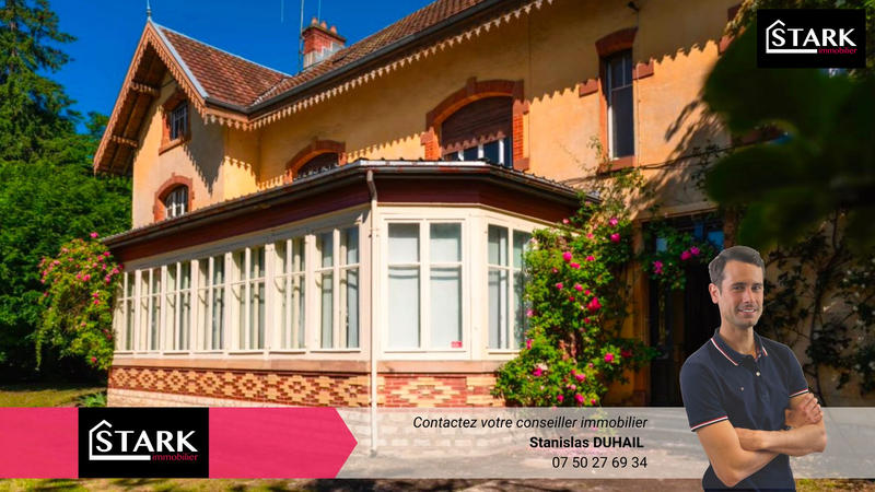 Maison - 274 m² - 10 pièces