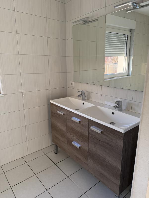 Maison - 102 m² - 4 pièces