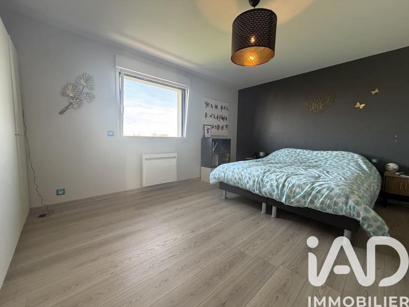 Maison - 230 m² - 5 pièces