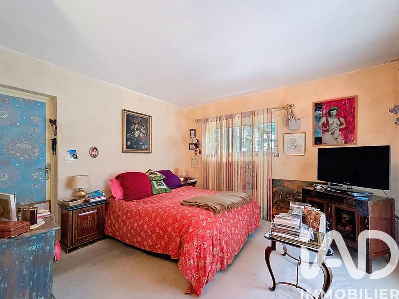 Maison - 213 m² - 7 pièces