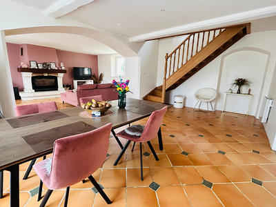 Maison - 148 m² - 5 pièces