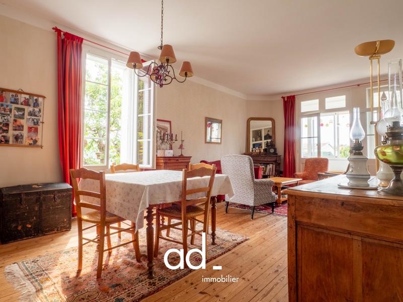 Maison ancienne - 180 m² - 8 pièces