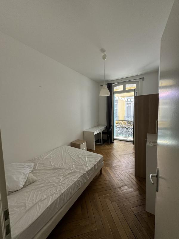 Appartement - 108 m² - 5 pièces