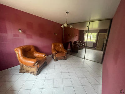 Maison - 178 m² - 8 pièces