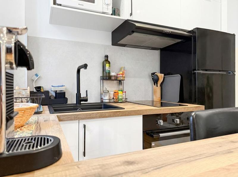 Studio - 30 m² - 2 pièces