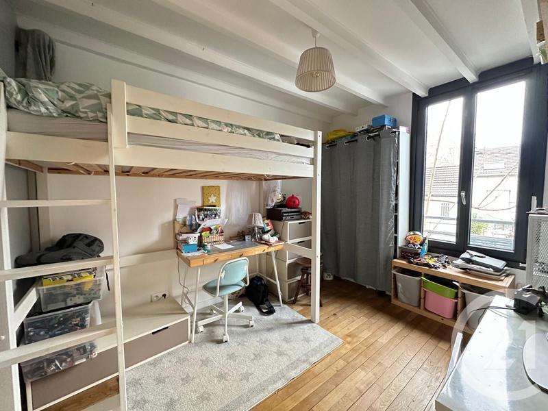 Maison - 107 m² - 6 pièces