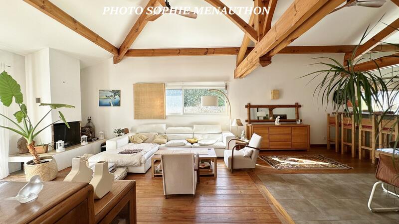 Maison contemporaine - 170 m² - 6 pièces