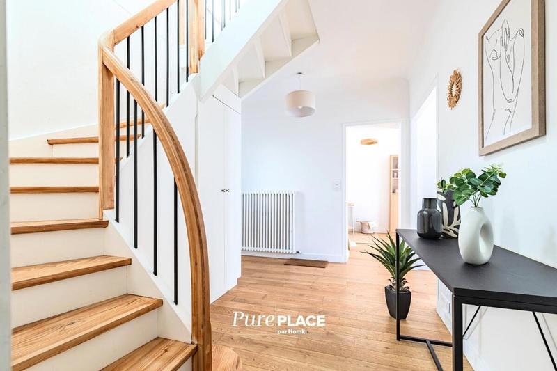 Maison - 186 m² - 7 pièces