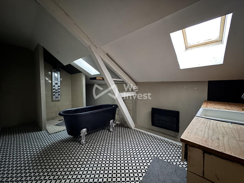 Maison - 477 m² - 15 pièces