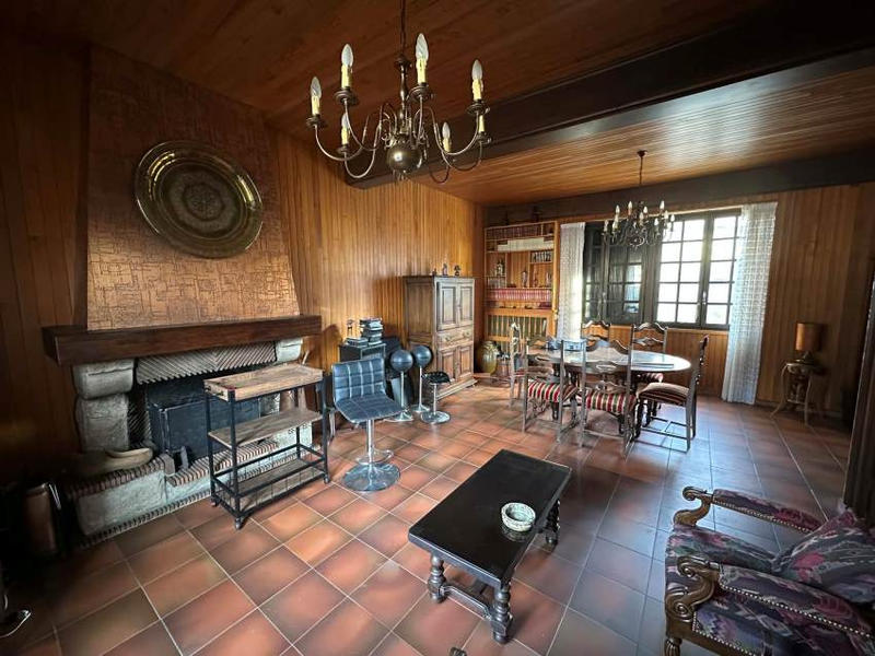 Maison - 121 m² - 5 pièces