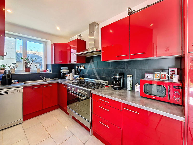 Maison - 80 m² - 3 pièces