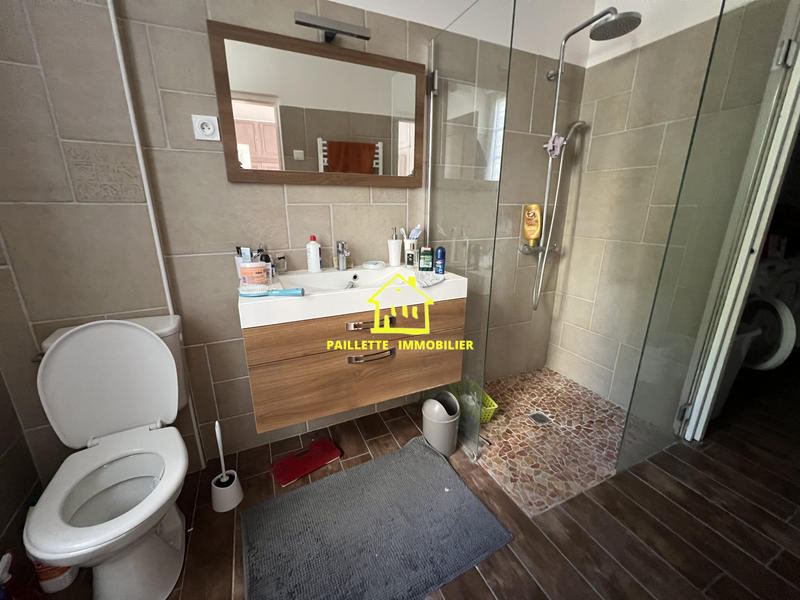 Maison - 210 m² - 5 pièces