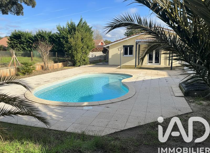 Maison - 104 m² - 4 pièces