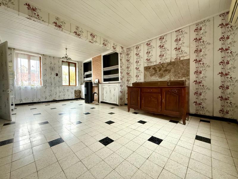 Maison - 90 m² - 5 pièces