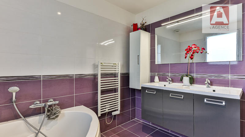 Maison - 153 m² - 5 pièces