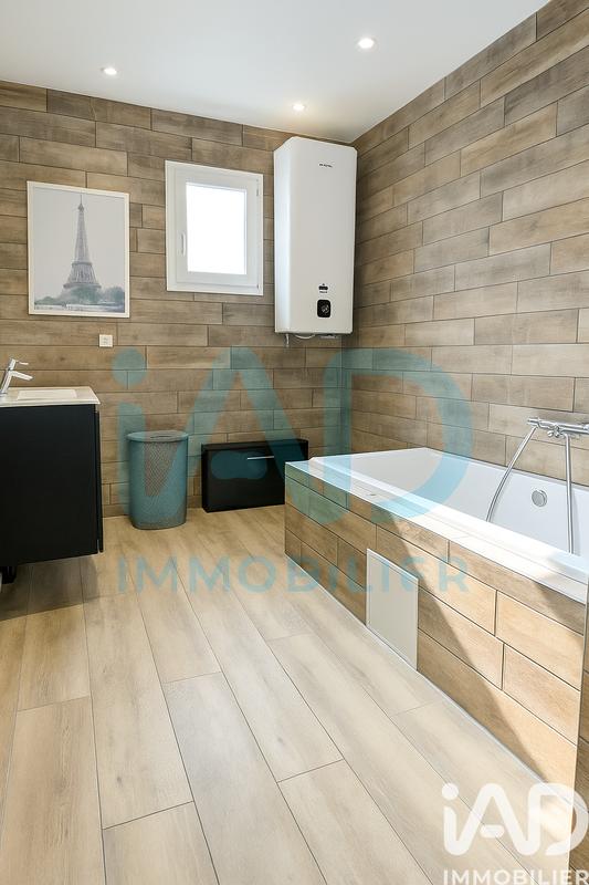 Maison - 175 m² - 8 pièces