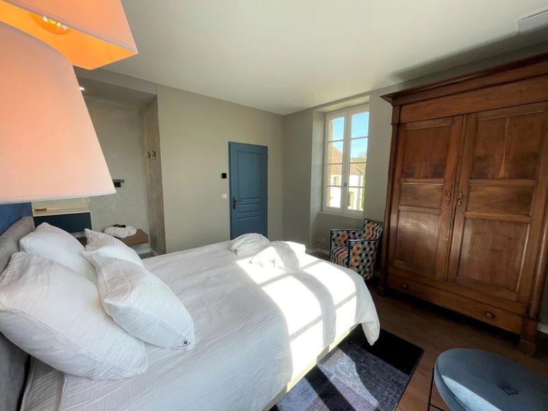 Maison - 361 m² - 11 pièces