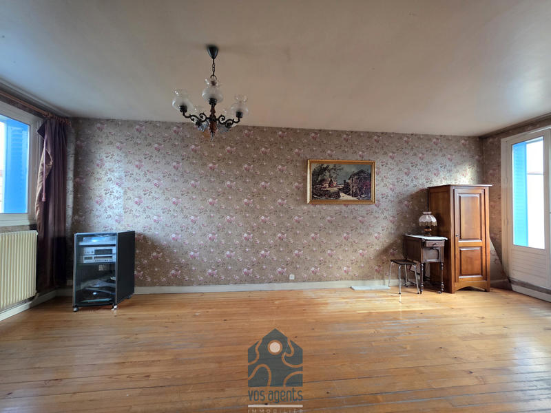 Maison - 111 m² - 6 pièces