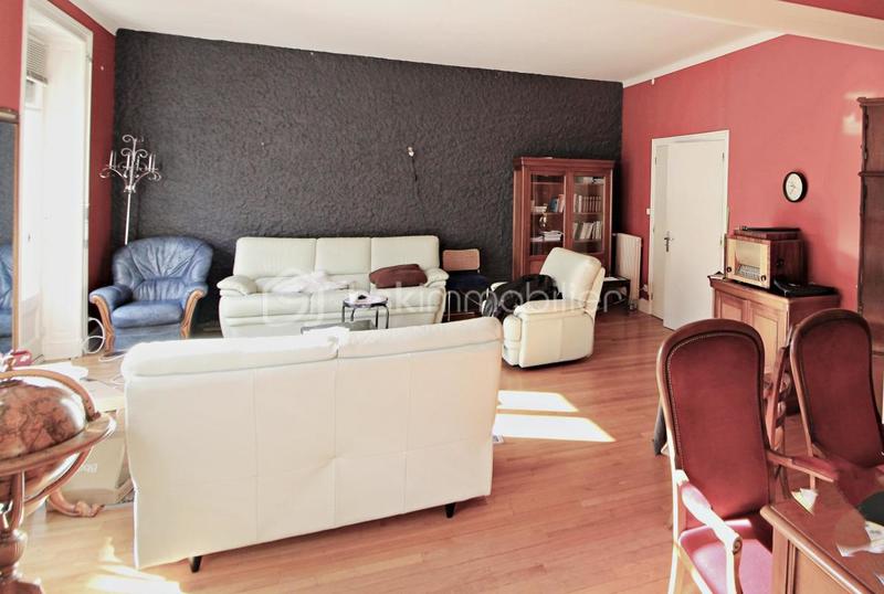 Appartement - 165 m² - 6 pièces