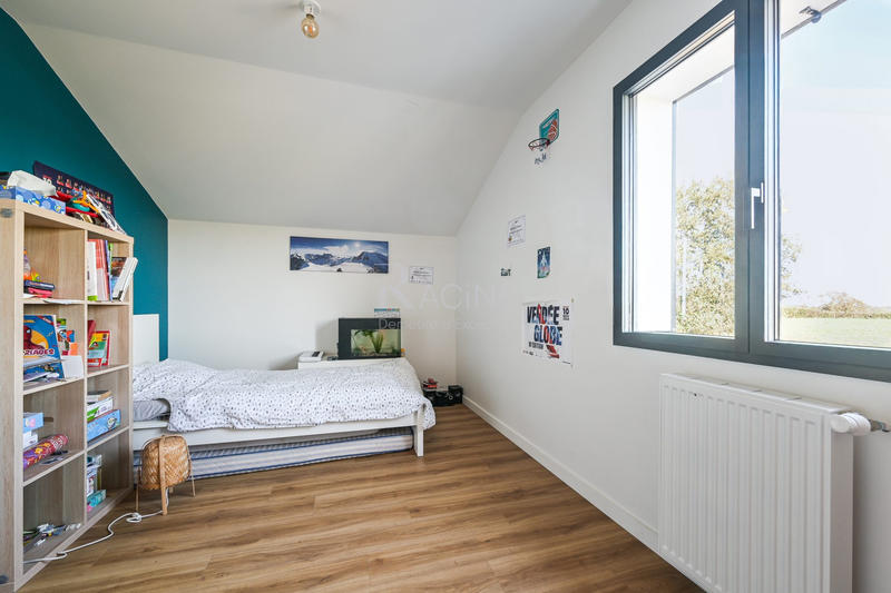 Villa - 198 m² - 8 pièces