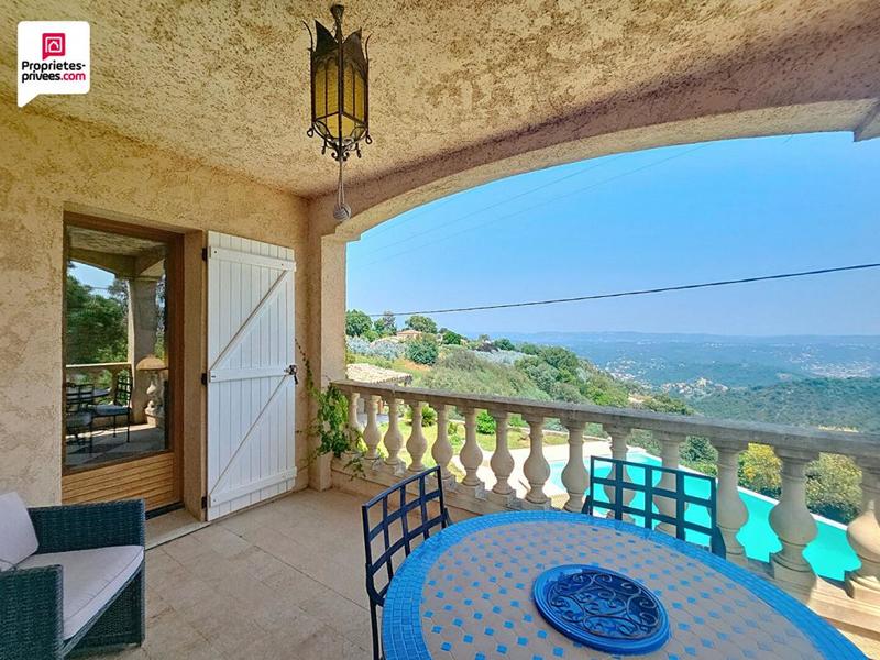 Villa - 265 m² - 8 pièces