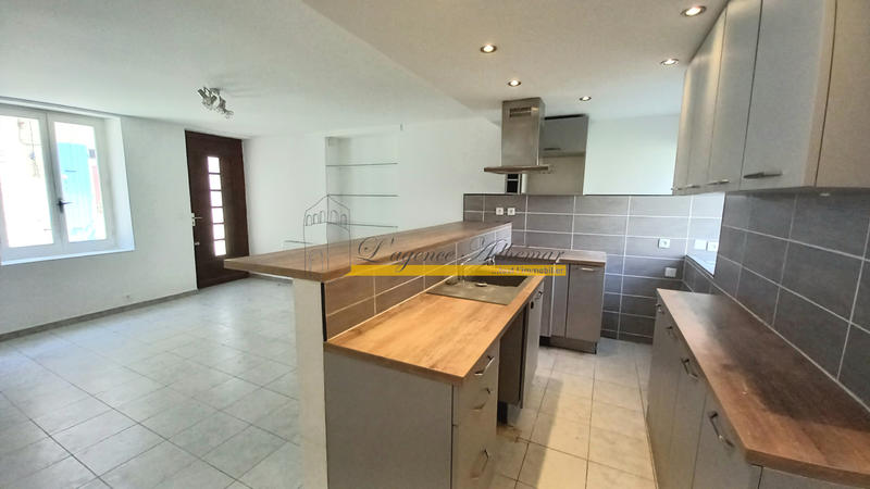 Maison - 166 m² - 7 pièces