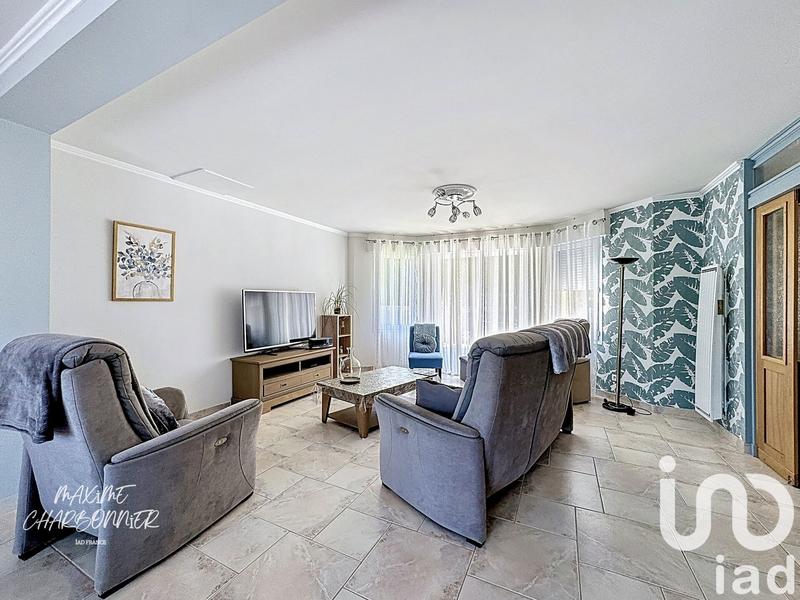 Maison - 186 m² - 8 pièces