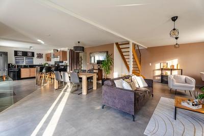 Maison - 165 m² - 6 pièces