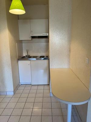 Studio - 24 m² - 1 pièce